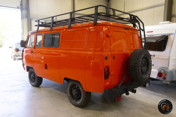 UAZ Bukhanka Expedition Seitenansicht